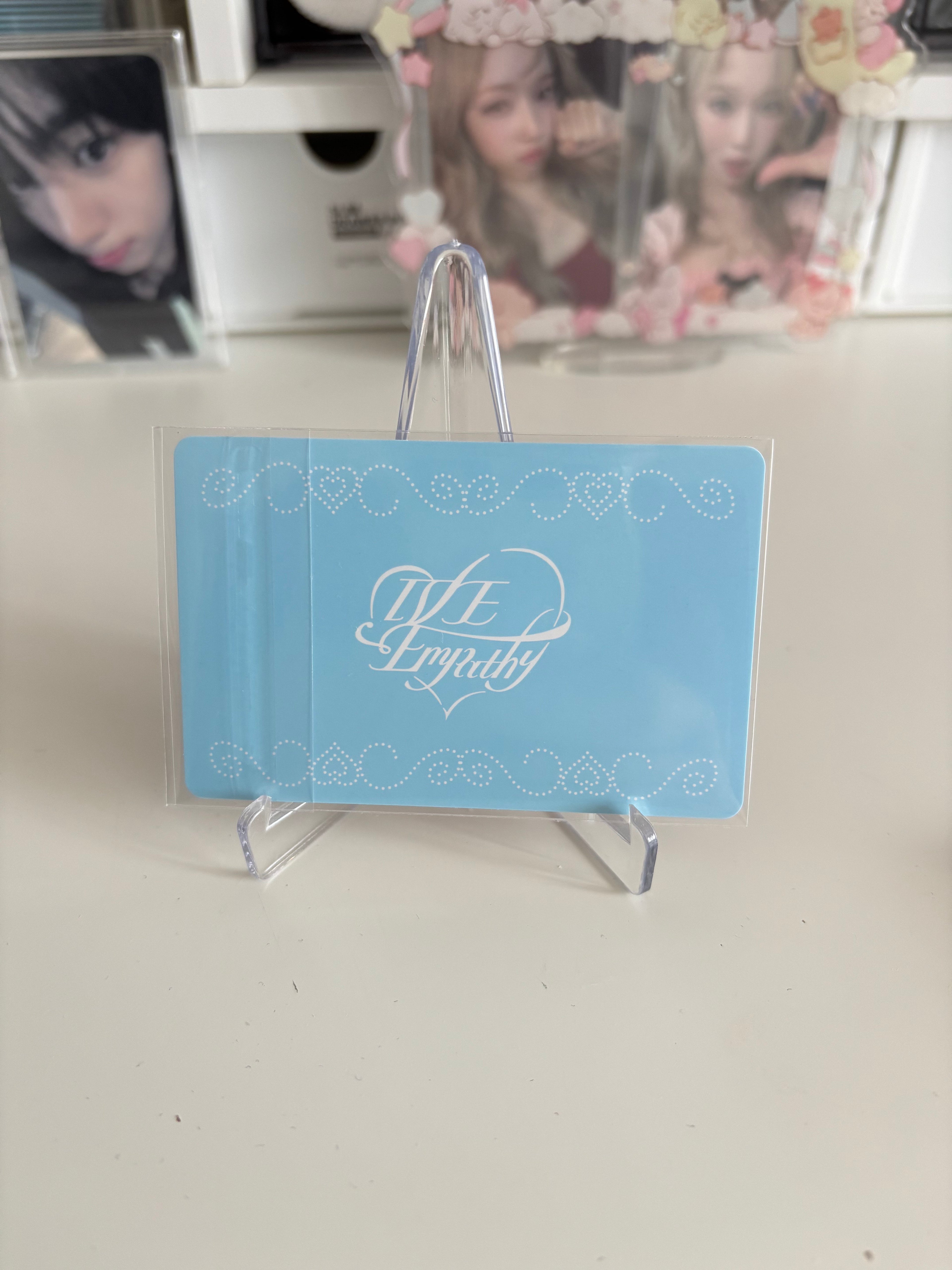 PC OFFICIEL WONYOUNG DE IVE
