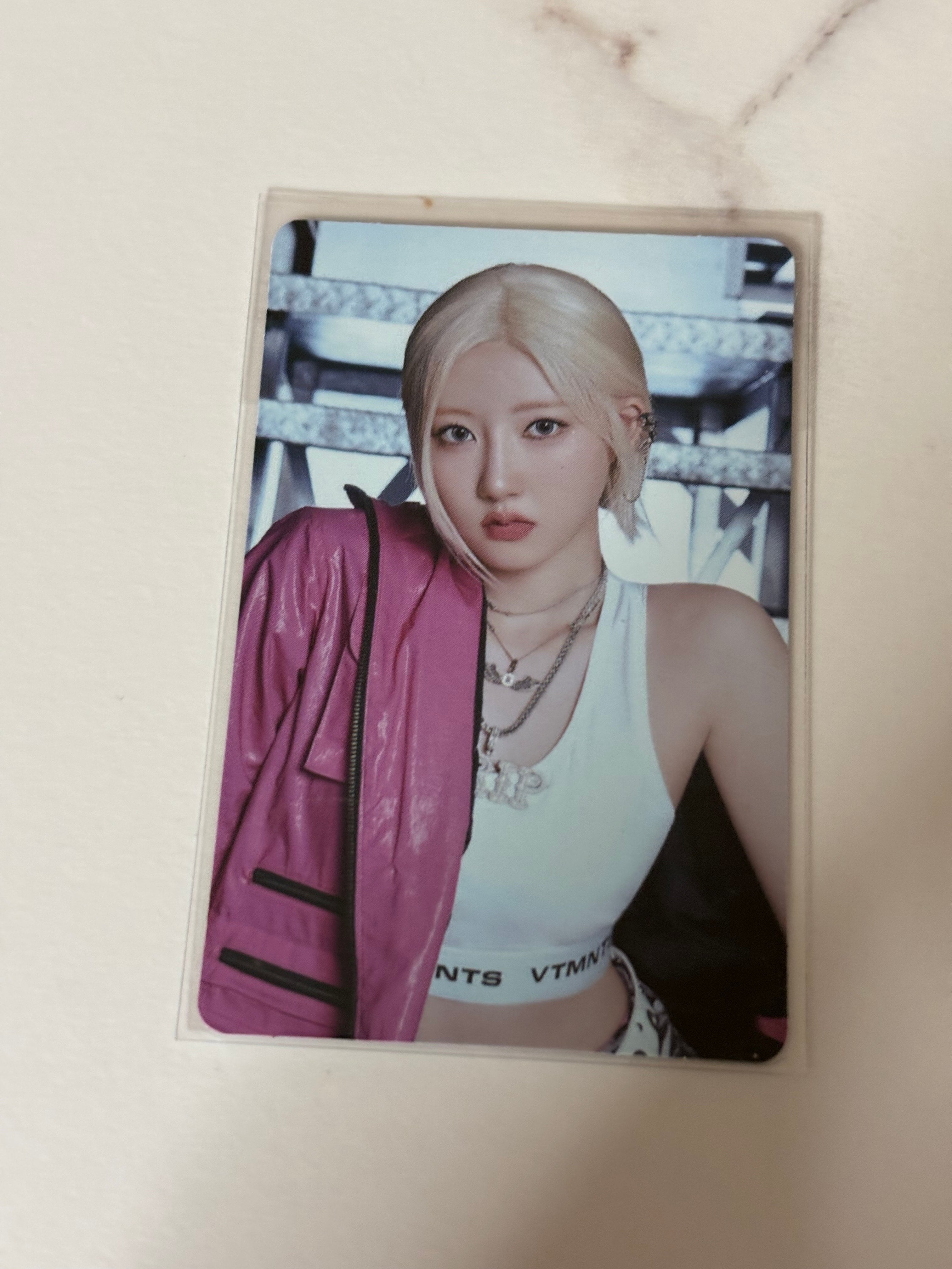 PC OFFICIEL RAMI DE BABYMONSTER