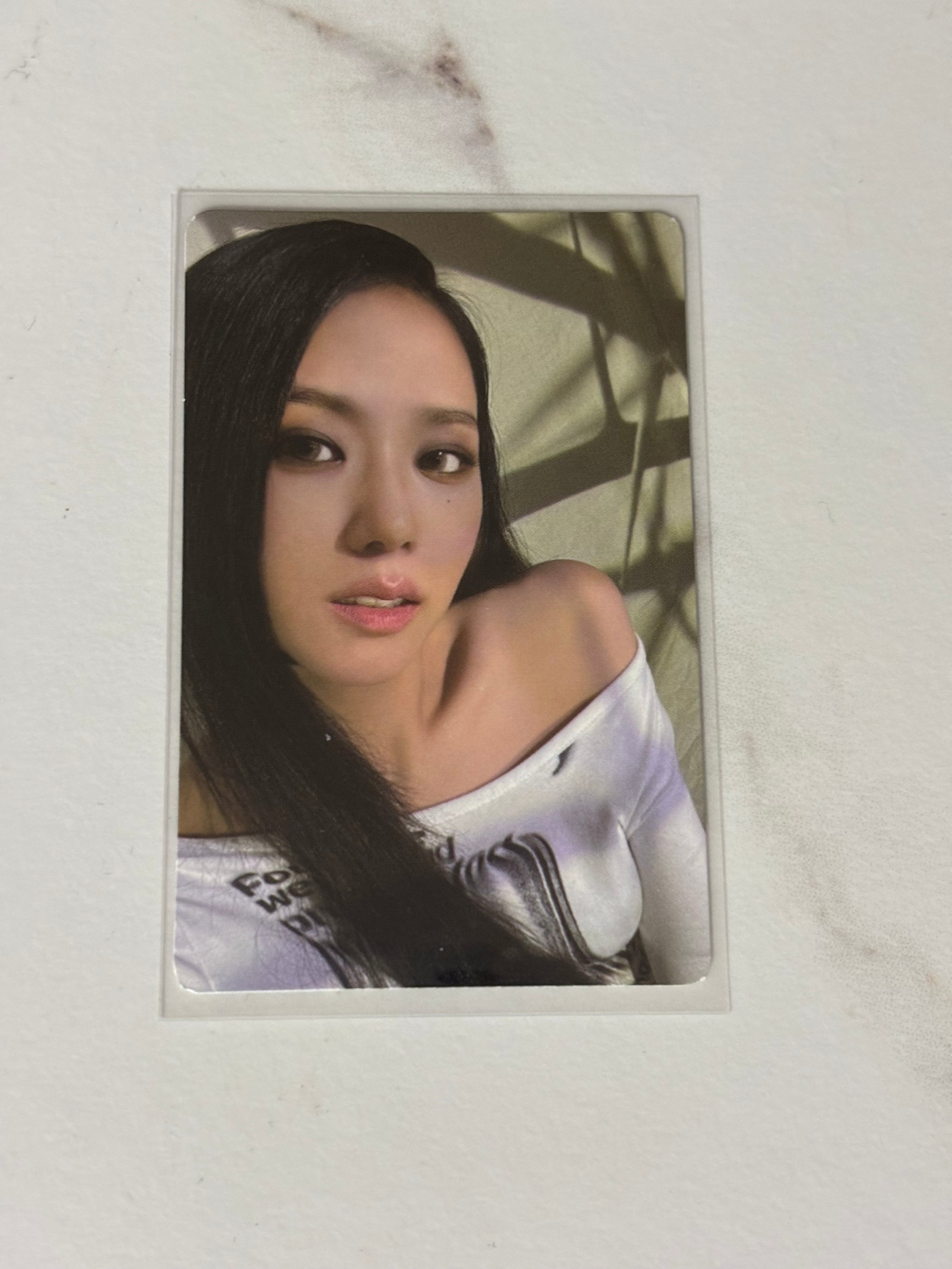 POB OFFICIEL DE JISOO DE BLACKPINK